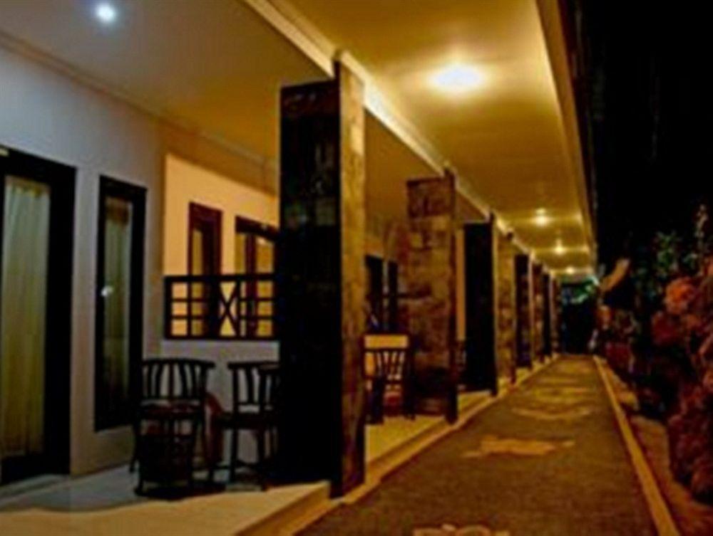 Sapta Petala Hotel Kuta Lombok Eksteriør billede